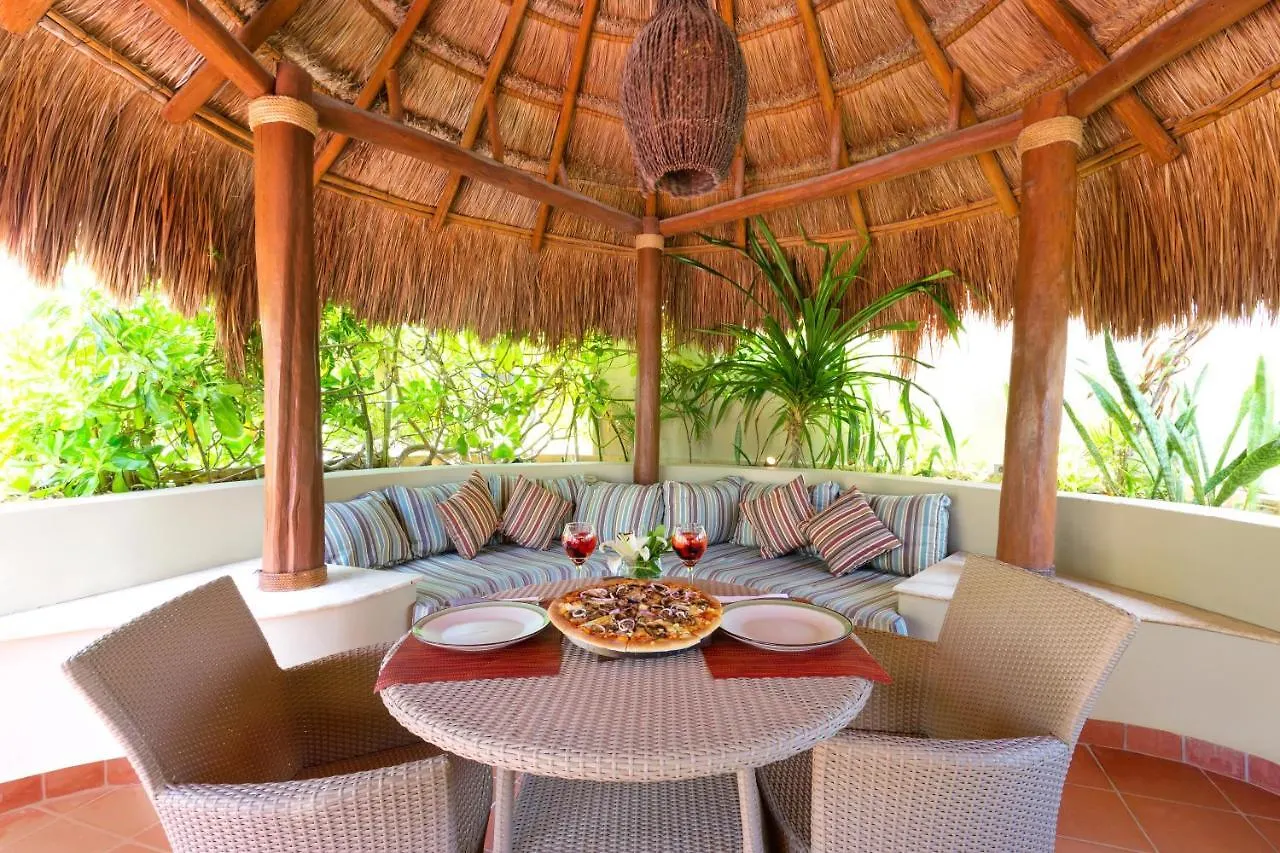 Maya Villa Condo Hotel And Beachclub Playa del Carmen 4*,  Mexico