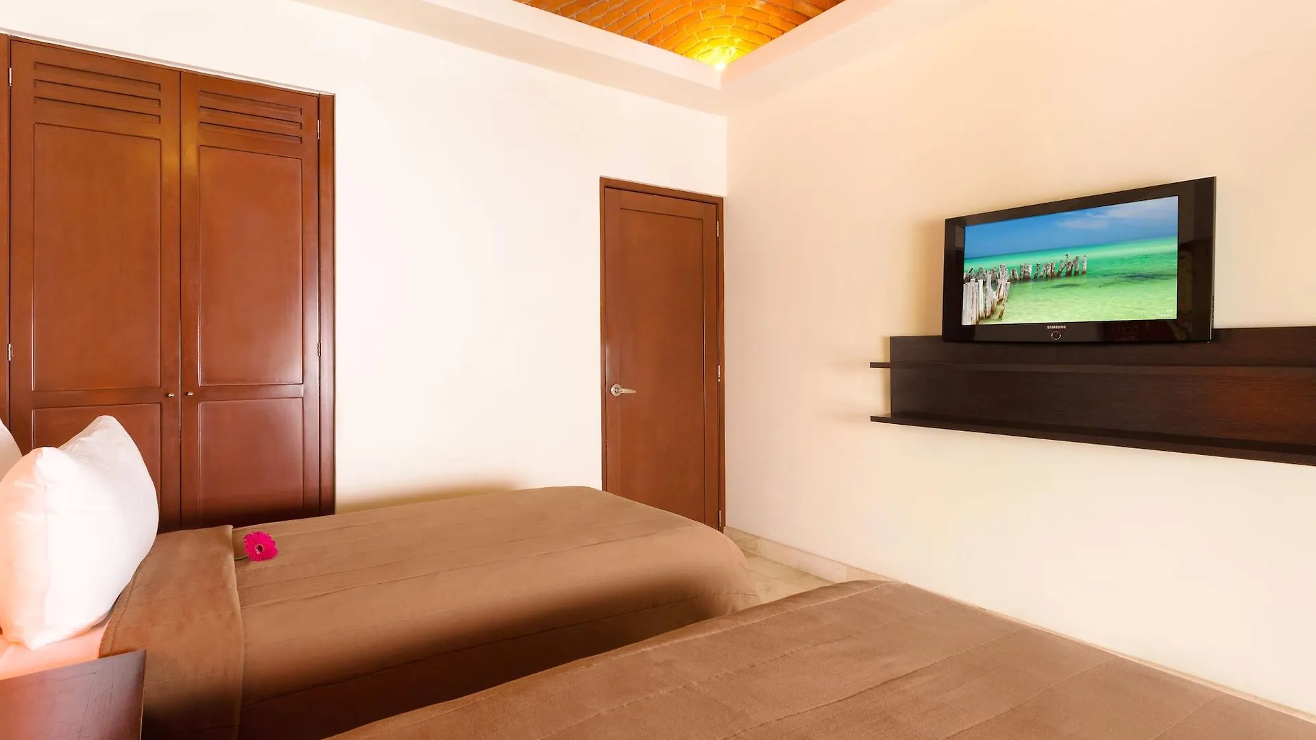 Maya Villa Condo Hotel And Beachclub بلايا ديل كارمن 4*,  المكسيك