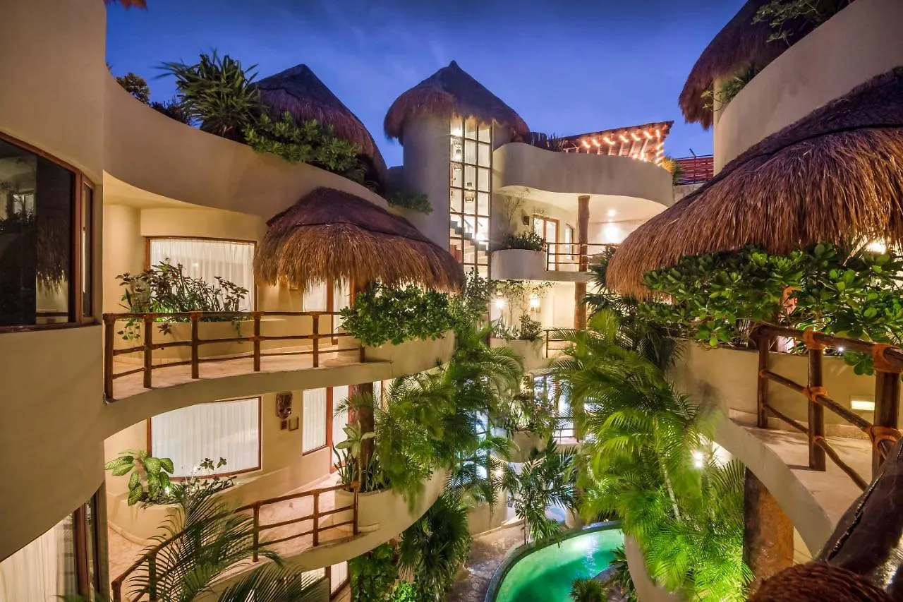 Maya Villa Condo Hotel And Beachclub بلايا ديل كارمن
