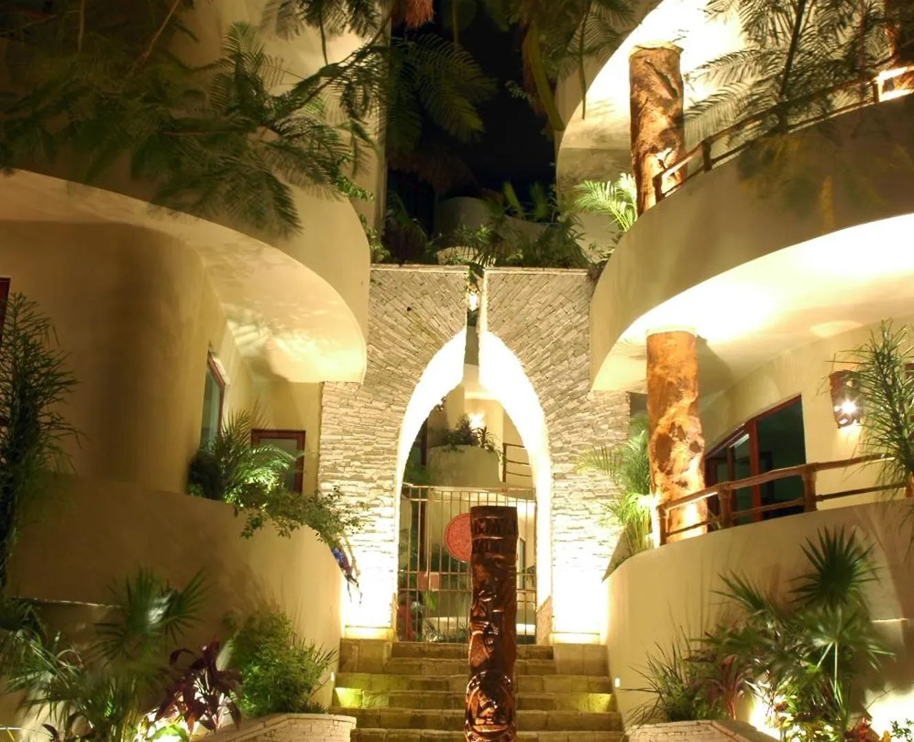 Maya Villa Condo Hotel And Beachclub بلايا ديل كارمن