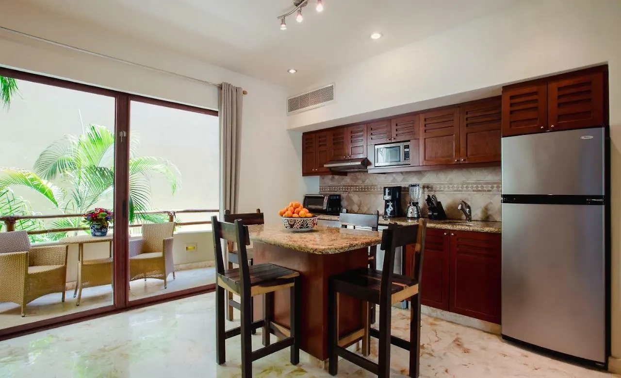 Maya Villa Condo Hotel And Beachclub بلايا ديل كارمن